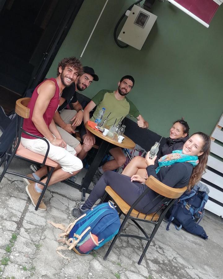 Central Hostel Peje Ngoại thất bức ảnh