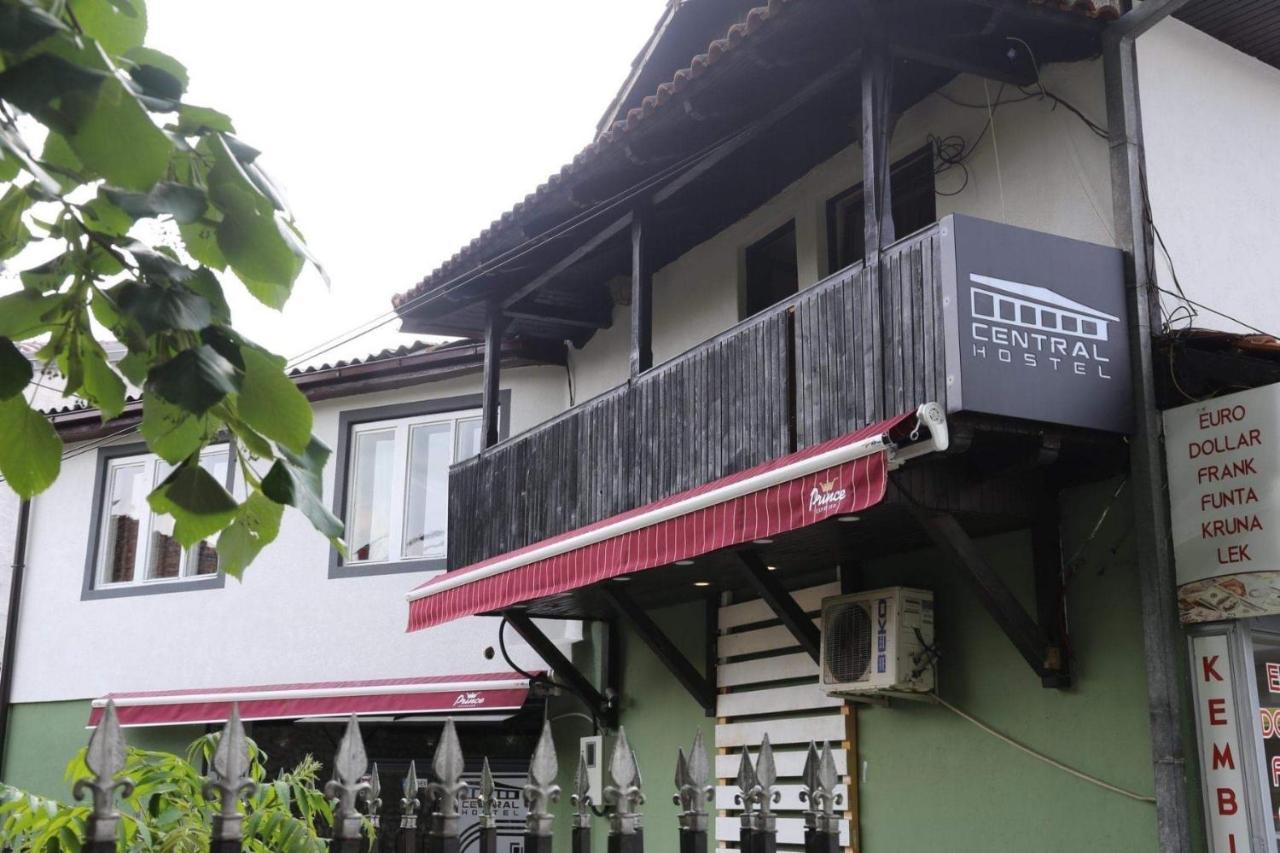 Central Hostel Peje Ngoại thất bức ảnh
