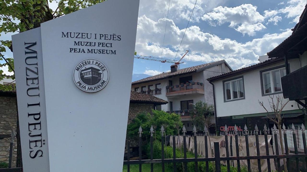Central Hostel Peje Ngoại thất bức ảnh